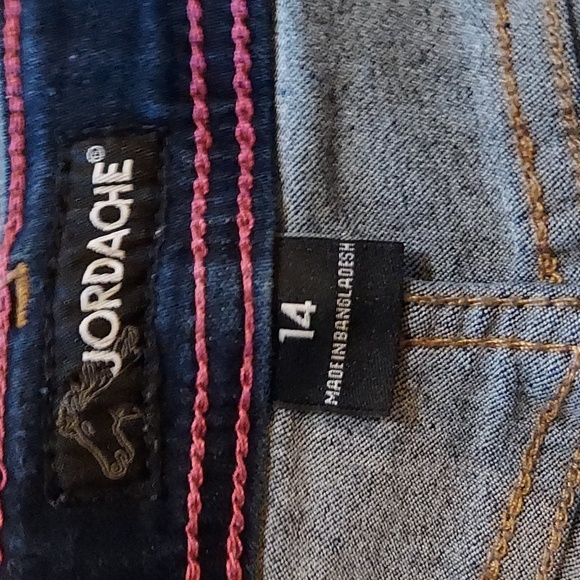 Jordache jean shorts - Picture 2 of 3